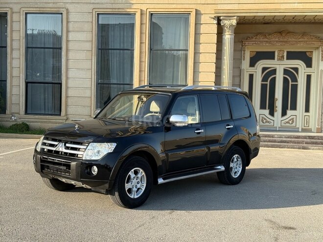 Mitsubishi Pajero 2007, 185,000 km - 3.0 l - Bakı