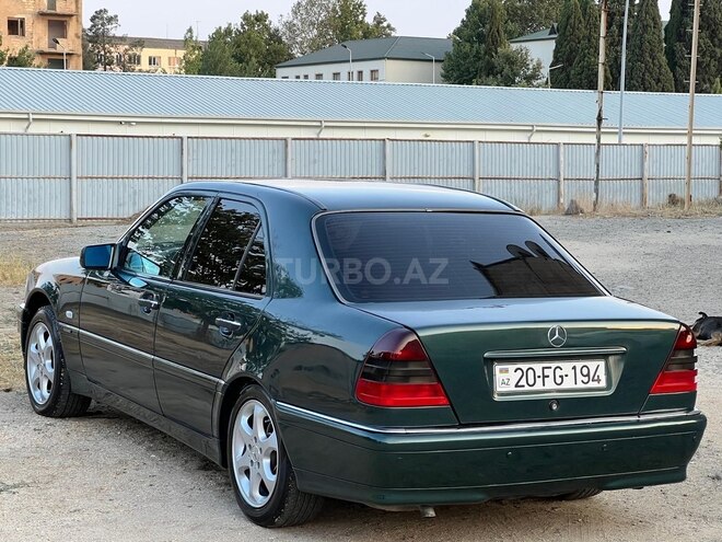 Mercedes C 180 1999, 250,000 km - 1.8 л - Gəncə