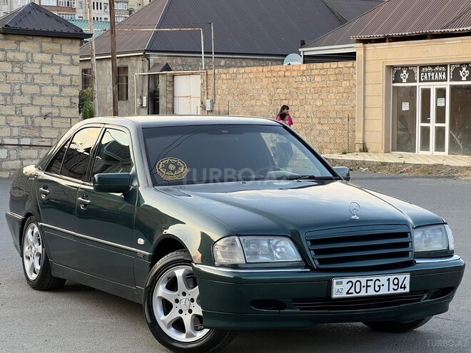 Mercedes C 180 1999, 250,000 km - 1.8 л - Gəncə