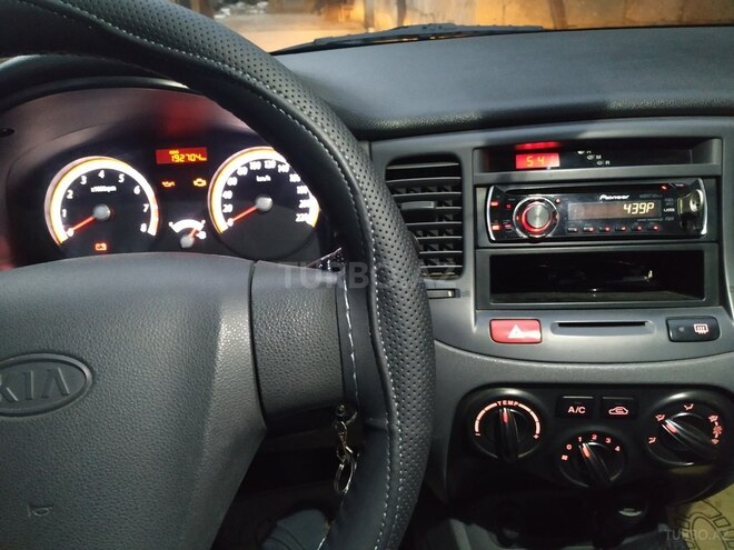 Kia Rio 2010, 242,000 km - 1.4 l - Bakı