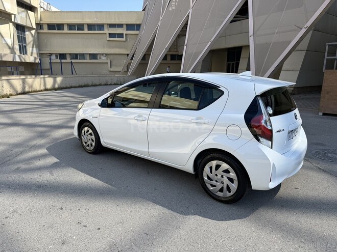 Toyota Aqua 2018, 29,700 km - 1.5 l - Bakı