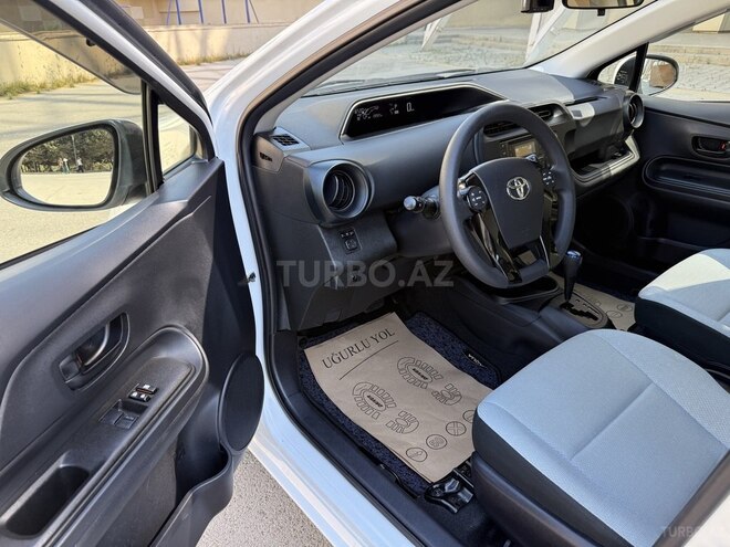 Toyota Aqua 2018, 29,700 km - 1.5 l - Bakı