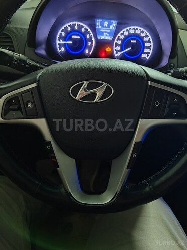 Hyundai Accent 2013, 272,000 km - 1.6 л - Bakı