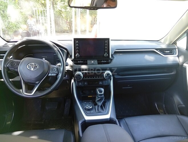 Toyota RAV4 2022, 33,000 km - 2.5 l - Bakı