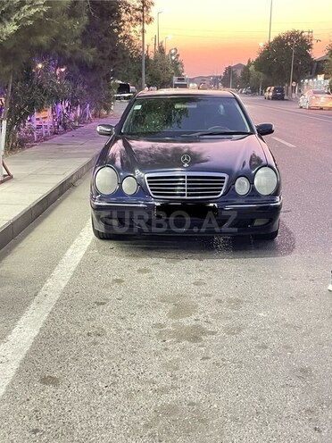 Mercedes E 220 2000, 250,000 km - 2.2 l - Sabirabad