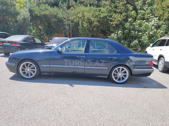Mercedes E 320 2000, 352,000 km - 3.2 l - Bakı