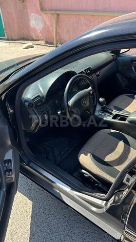 Mercedes C 230 2002, 267,000 km - 1.8 л - Bakı