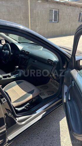 Mercedes C 230 2002, 267,000 km - 1.8 л - Bakı