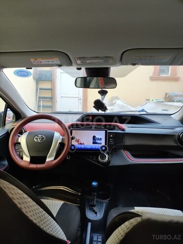 Toyota Aqua 2015, 186,000 km - 1.5 l - Bakı