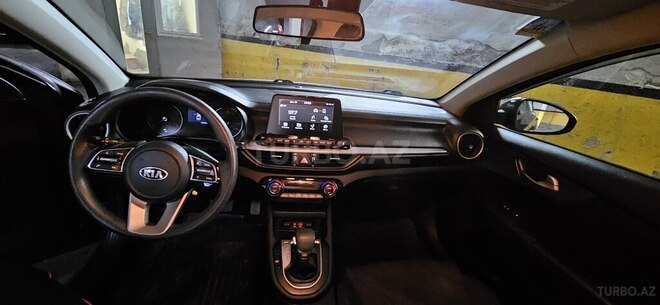 Kia Forte 2018, 90,000 km - 2.0 l - Bakı