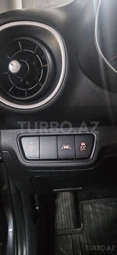 Kia Forte 2018, 90,000 km - 2.0 l - Bakı