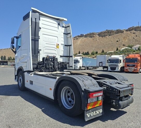 Volvo FH 500 2017, 950,000 km - 12.0 l - Bakı