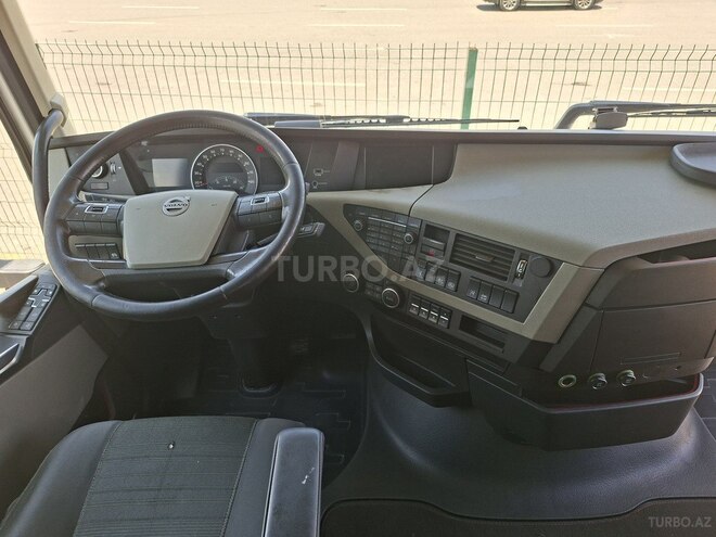 Volvo FH 500 2017, 950,000 km - 12.0 l - Bakı