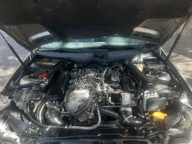 Mercedes C 220 2003, 280,000 km - 2.2 l - Bakı
