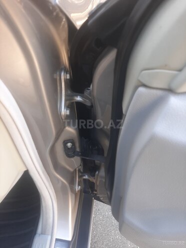 Mercedes C 220 2003, 280,000 km - 2.2 l - Bakı