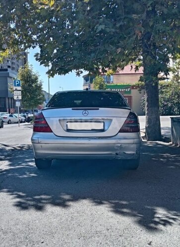 Mercedes E 220 2004, 400,000 km - 2.2 l - Bakı