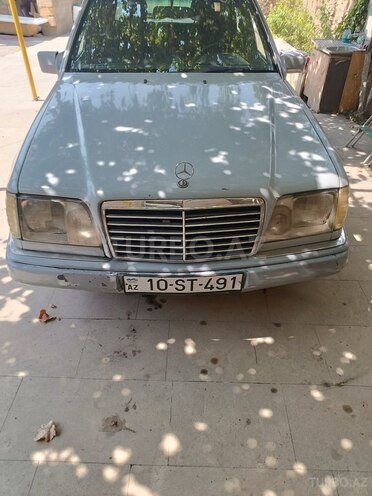 Mercedes E 230 1991, 380,000 km - 2.3 l - Sumqayıt