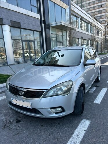 Kia  2010, 310,286 km - 1.6 l - Bakı