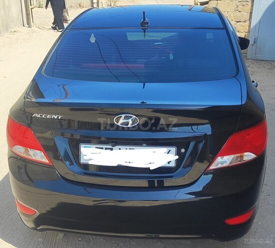 Hyundai Accent 2017, 135,265 km - 1.6 l - Bakı