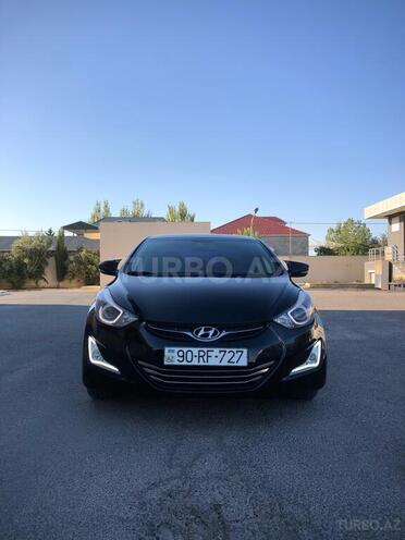 Hyundai Elantra-1