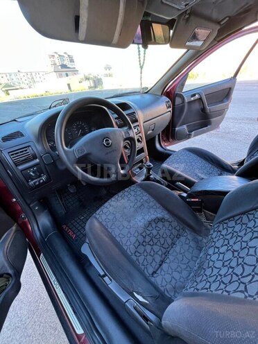 Opel Astra 1999, 200,000 km - 1.6 l - Salyan