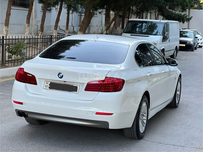 BMW 520 2014, 282,456 km - 2.0 l - Bakı
