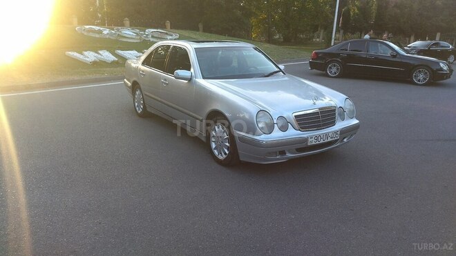 Mercedes E 240 1999, 404,568 km - 2.4 л - Gəncə