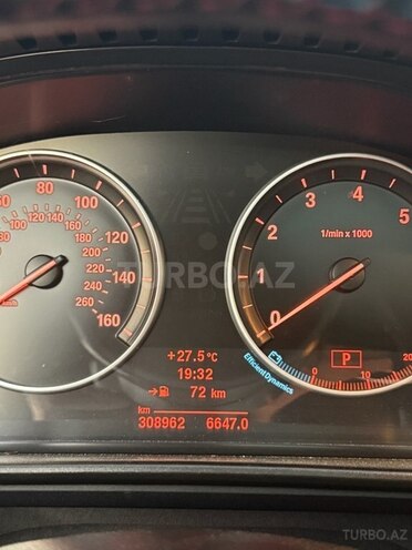 BMW 528 2013, 310,000 km - 2.0 l - Bakı