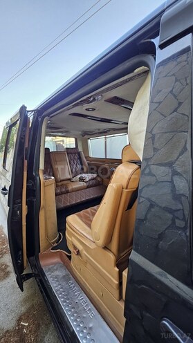 Volkswagen Caravelle 2009, 230,000 km - 2.5 l - Bakı