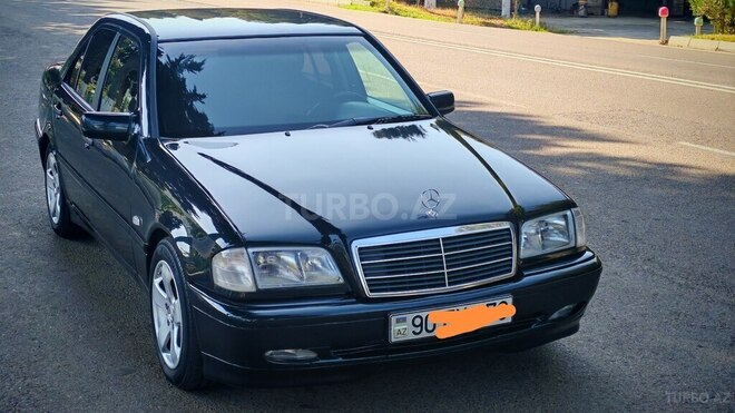 Mercedes C 220 2000, 299,126 km - 2.2 л - Masallı