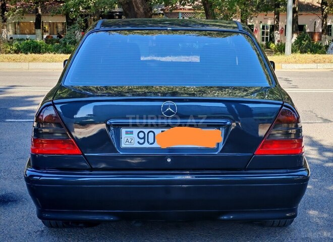 Mercedes C 220 2000, 299,126 km - 2.2 л - Masallı