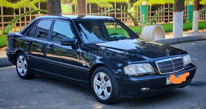 Mercedes C 220 2000, 299,126 km - 2.2 л - Masallı
