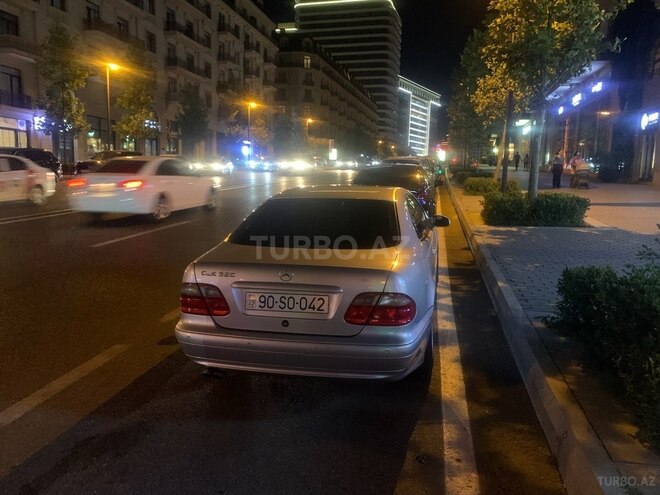 Mercedes CLK 200 2001, 320,000 km - 2.0 l - Bakı