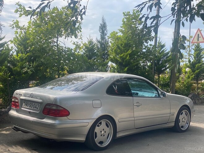 Mercedes CLK 200 2001, 320,000 km - 2.0 l - Bakı