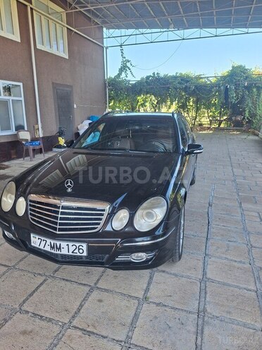Mercedes E 220 2008, 272,000 km - 2.2 l - Salyan