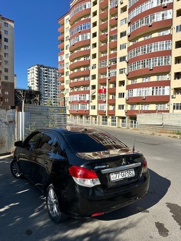 Mitsubishi Attrage 2014, 205,000 km - 1.2 l - Bakı