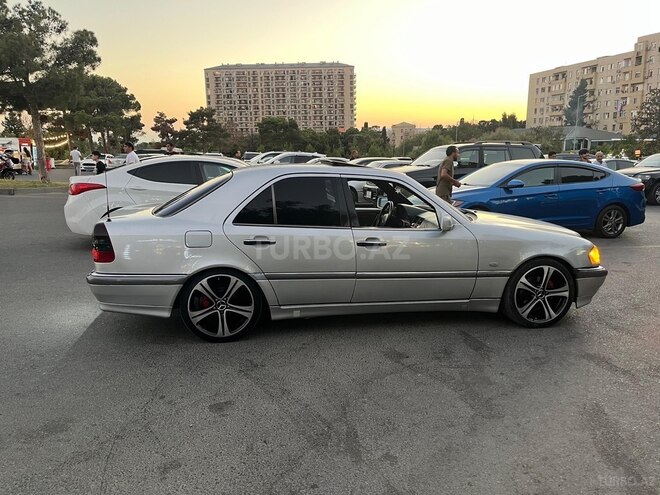 Mercedes C 180 1999, 560,000 km - 1.8 l - Bakı