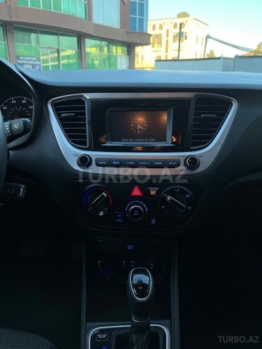Hyundai Accent 2022, 61,155 km - 1.6 l - Bakı