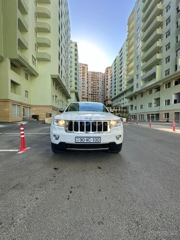 Jeep Grand Cherokee 2012, 127,000 km - 3.6 l - Bakı