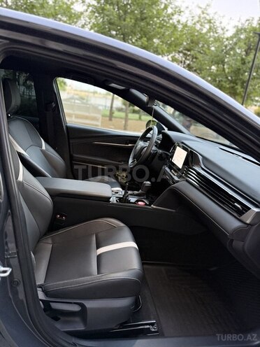 Toyota Camry 2024, 11,000 km - 2.5 l - Bakı