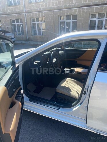Lexus ES 300h 2022, 32,800 km - 2.5 l - Bakı