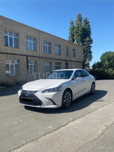 Lexus ES 300h 2022, 32,800 km - 2.5 l - Bakı