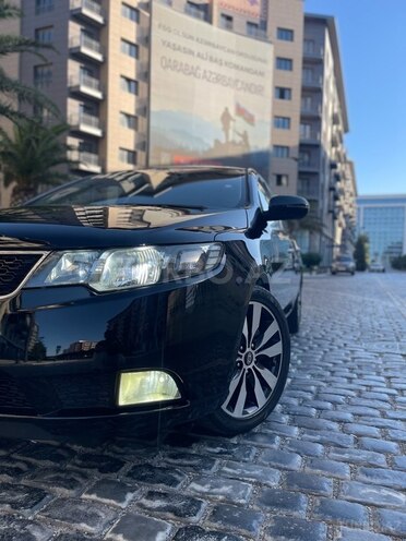 Kia Cerato 2010, 230,500 km - 2.0 l - Bakı