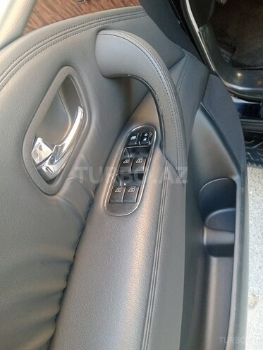 Nissan Patrol 2010, 295,500 km - 5.6 l - Bakı