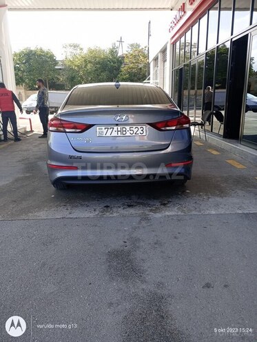 Hyundai Elantra 2016, 270,397 km - 2.0 л - Şamaxı