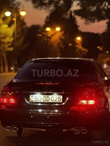 Mercedes E 320 2003, 444,000 km - 3.2 l - Sumqayıt