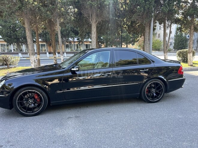 Mercedes E 320 2003, 444,000 km - 3.2 l - Sumqayıt