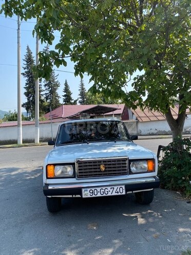 LADA (VAZ) 2107 2009, 150,000 km - 1.6 л - Qax