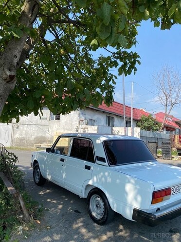 LADA (VAZ) 2107 2009, 150,000 km - 1.6 л - Qax