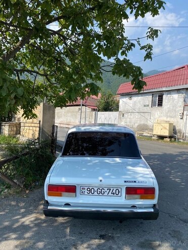 LADA (VAZ) 2107 2009, 150,000 km - 1.6 л - Qax